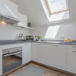 Apartament Modern Close To River, Praga