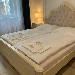 Apartmán Helen Homestay Vysehrad, Praha