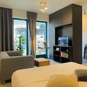 Apartmán Cozy Friendly Place With Free Parking, Praha